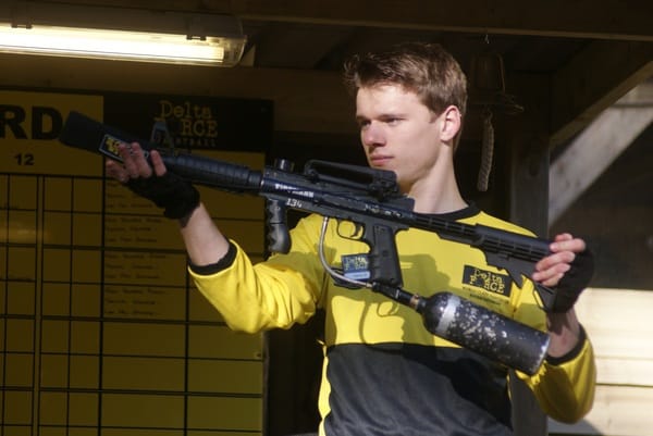 What Does Semi Automatic Mean For a Paintball Gun? 